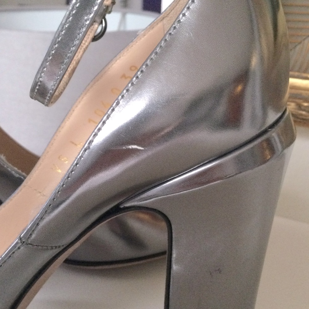 Valentino Metallic Silver Leather Block Heel Pumps - Picture 14 of 16